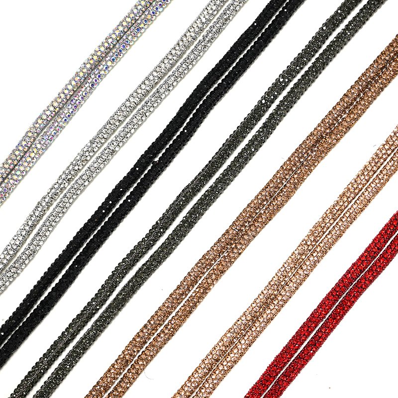 CORDA LUNGA PER CELLULARE CON STRASS - YWA2548C190 CORDA LUNGA PER CELLULARE CON STRASS - YWA2548C190