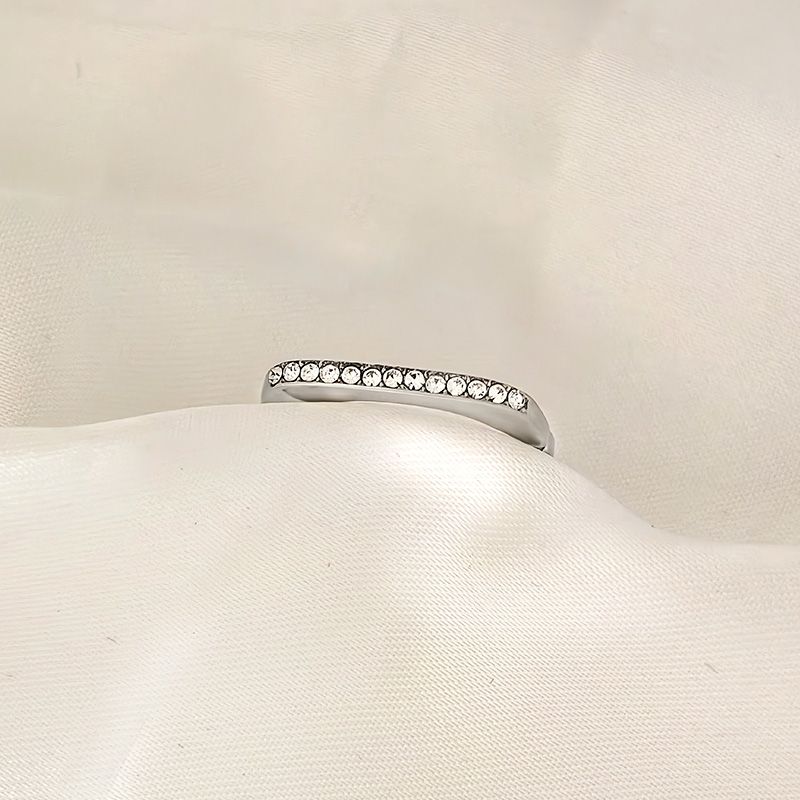 ANELLO DI FIDANZAMENTO REGOLABILE CON ZIRCONE - AGS2460B487 ANELLO DI FIDANZAMENTO REGOLABILE CON ZIRCONE - AGS2460B487