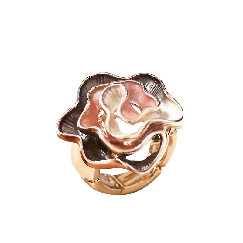 ANELLO ELASTICO CON SPIRALE DI PETALI SMALTATA - SW25464C486