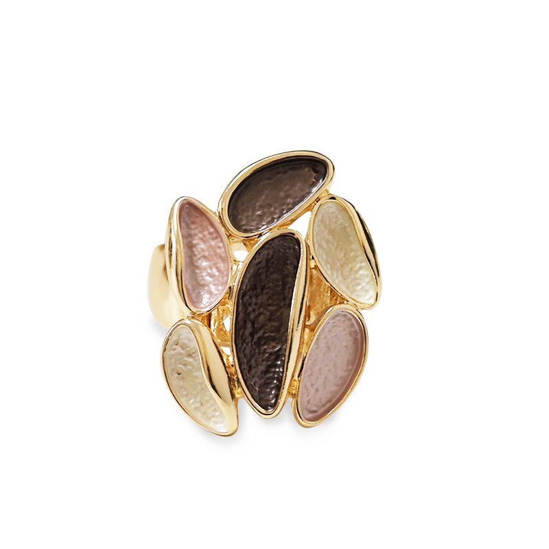 ANELLO ELASTICO CON FOGLIE SMALTATE IRREGOLARI - SW25464C489