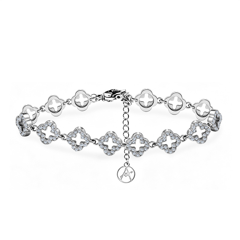 BRACCIALE QUADRIFOGLI TRAFORATI CON PAVÉ DI ZIRCONI - YC26120C878