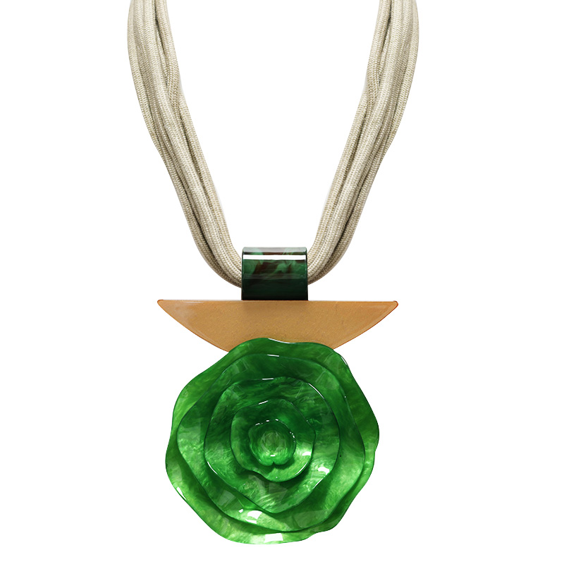 COLLANA MULTIFILO IN CORDA CON PENDENTE A FIORE IN RESINA - FT24128A785
