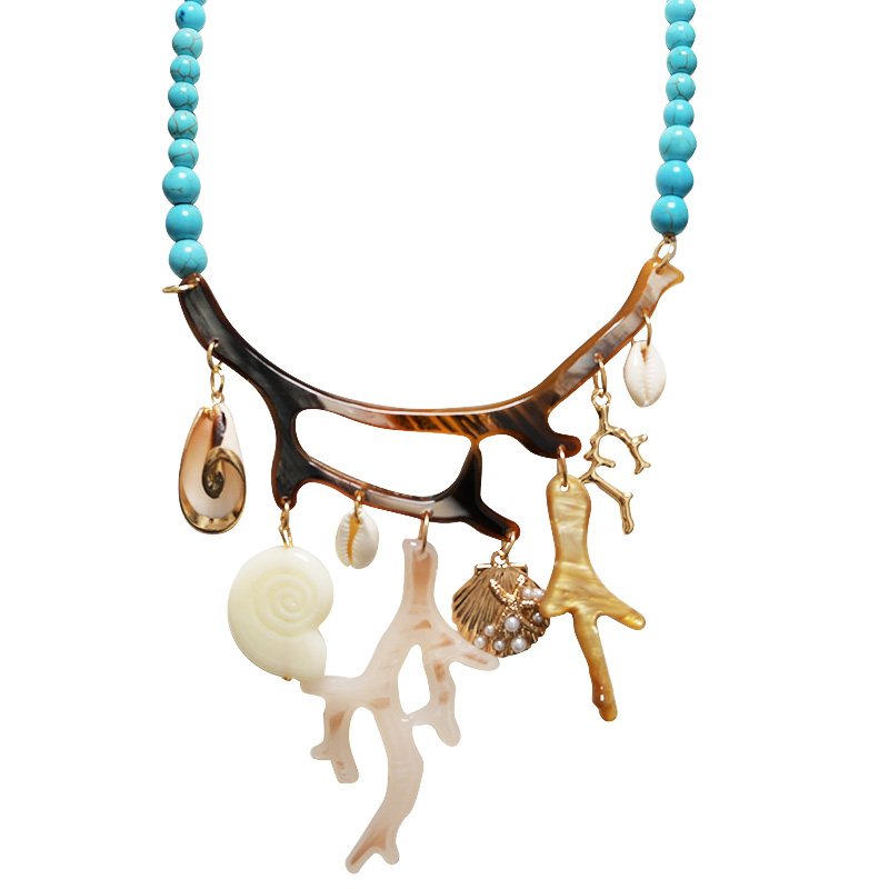 COLLANA IN RESINA CON CHARMS CORALLO E CONCHIGLIA - FT24136B994