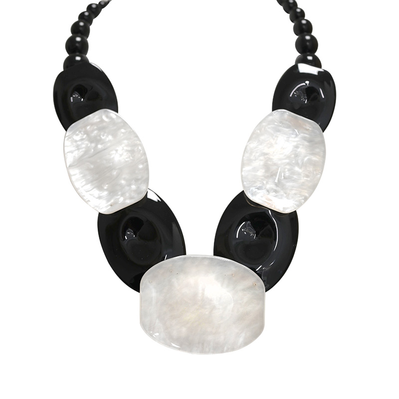 COLLANA CON PERLINE E DISCHI PIATTI IN RESINA - FT24144B985