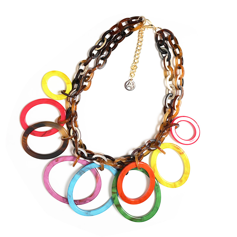 COLLANA BAVAGLINO CON ANELLI IN RESINA - FT24160B759 COLLANA BAVAGLINO CON ANELLI IN RESINA - FT24160B759