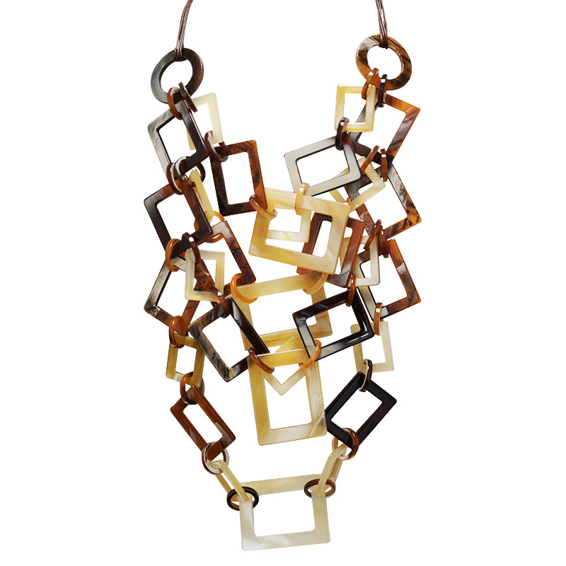 COLLANA MULTISTRATO CON RETTANGOLI IN RESINA - FT24184B760 COLLANA MULTISTRATO CON RETTANGOLI IN RESINA - FT24184B760