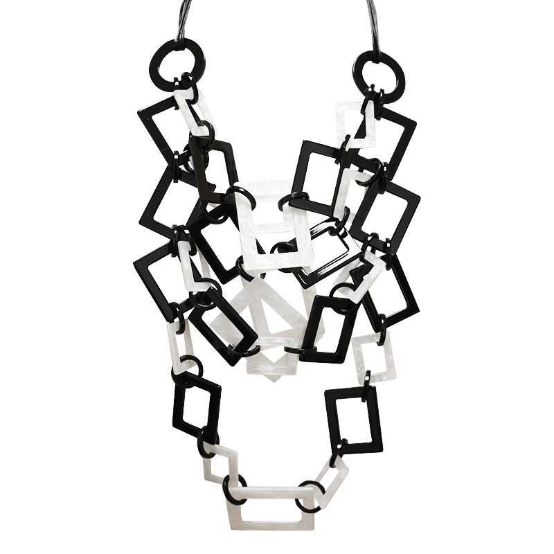 COLLANA MULTISTRATO CON RETTANGOLI IN RESINA - FT24184B760 COLLANA MULTISTRATO CON RETTANGOLI IN RESINA - FT24184B760