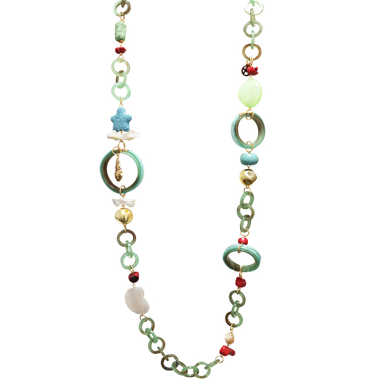 COLLANA LUNGA IN RESINA CON ELEMENTI MARINI - FT24184B989