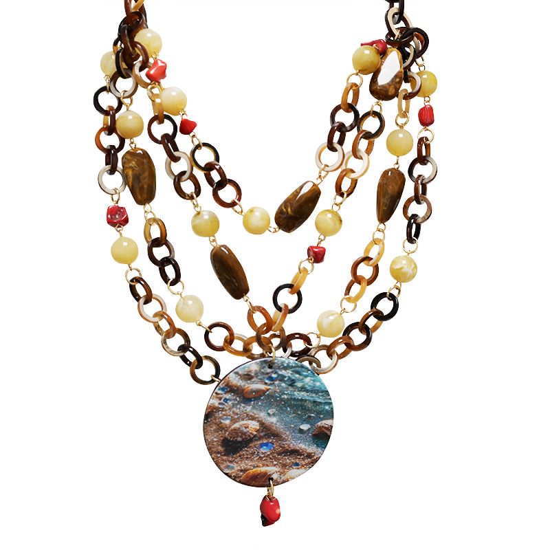 COLLANA MULTIFILO IN RESINA CON CIONDOLO TONDO DECORATIVO - FT24192B991