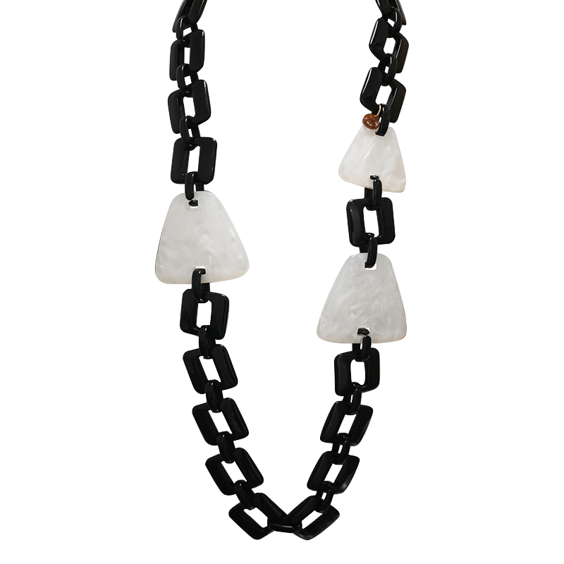 COLLANA LUNGA A CATEMA CON TRAPEZI IN RESINA - FT24280B623 COLLANA LUNGA A CATEMA CON TRAPEZI IN RESINA - FT24280B623