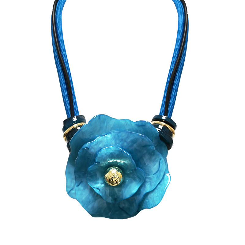 COLLANA CON GRANDE FIORE IN RESINA - FT25144C536