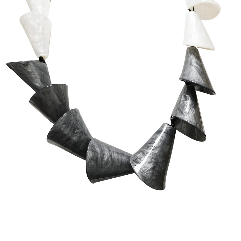COLLANA CONO D'ARTE IN RESINA - FT25168C529