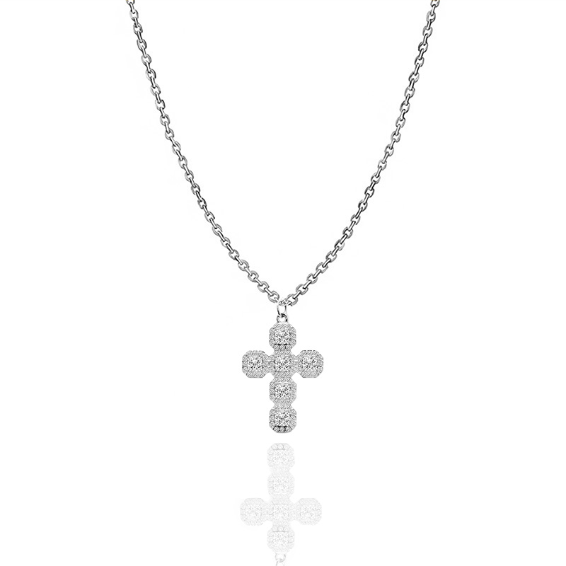 COLLANA CON PENDENTE A CROCE ARROTONDATA CON ZIRCONI – JN2580C669