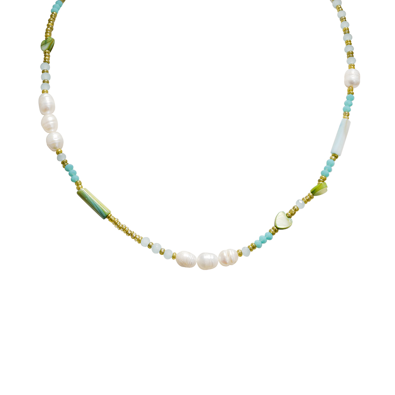 COLLANA CON PERLINE COLORATE E PERLE CON DETTAGLI A CUORE - MNK211211104H1