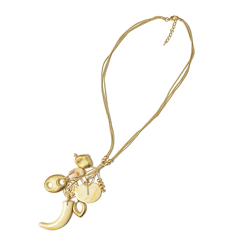 COLLANA LUNGA IN CORDA CON PENDENTI MIX RESINA E METALLO DORATO - NY251344C560