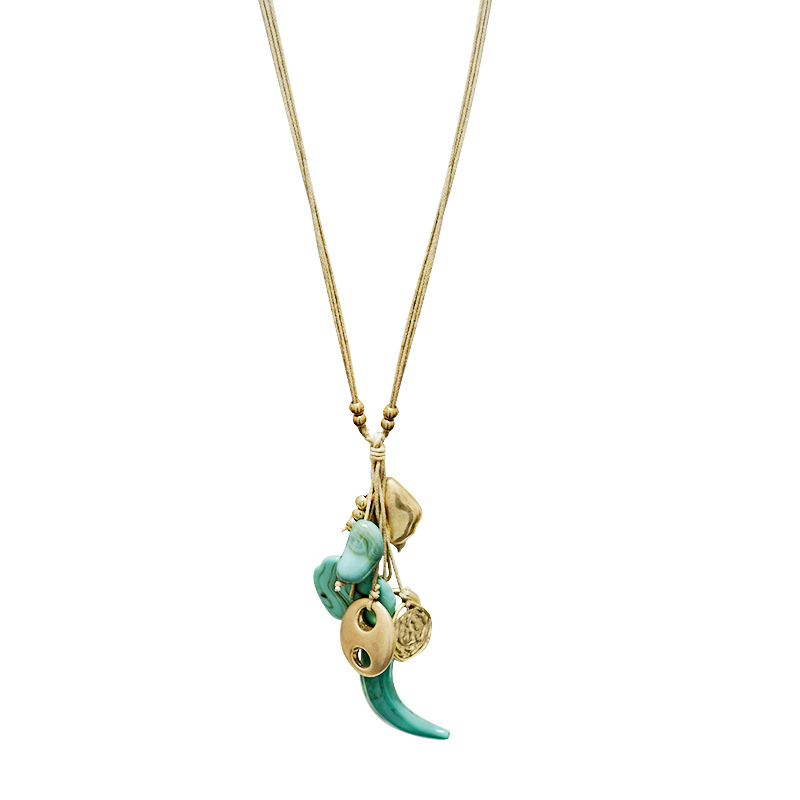 COLLANA LUNGA IN CORDA CON PENDENTI MIX RESINA E METALLO DORATO - NY251344C560