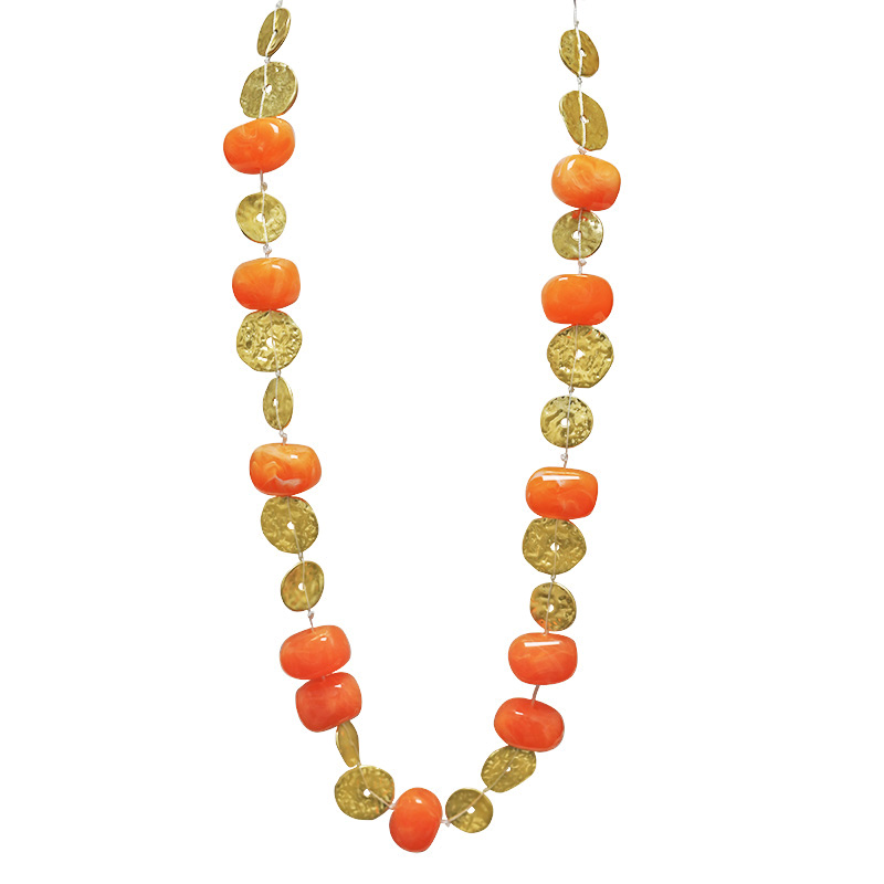 COLLANA LUNGA IN CORDA CON PERLINE IN RESINA E DISCHI DORATI - NY252144C562
