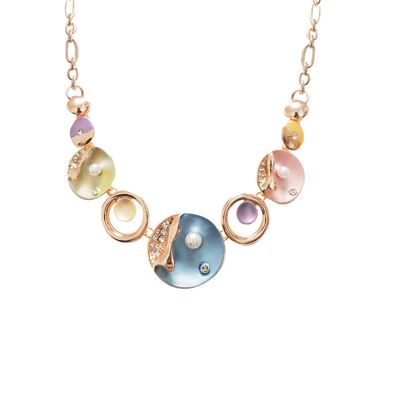 COLLANA CERCHI SMALTATI CON PERLE E STRASS - SW24108A134 COLLANA CERCHI SMALTATI CON PERLE E STRASS - SW24108A134