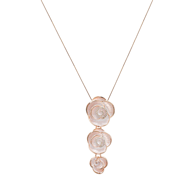 COLLANA CON PENDENTE TRE FIORI SMALTATI - SW2488A789
