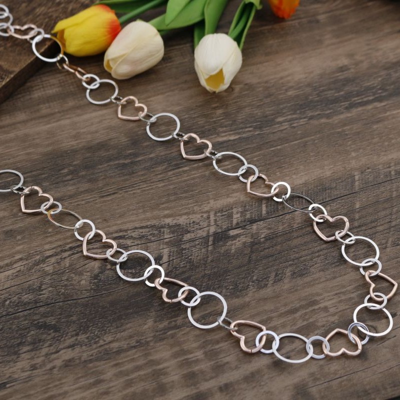 COLLANA LUNGA A CATENA DI CERCHI E CUORI - SW25116B83