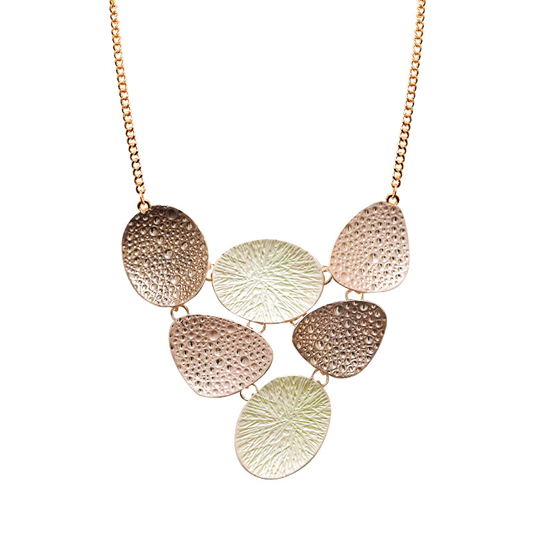 COLLANA CON FOGLIE SMALTATE EFFETTO RUGIADA  - SW25116C447