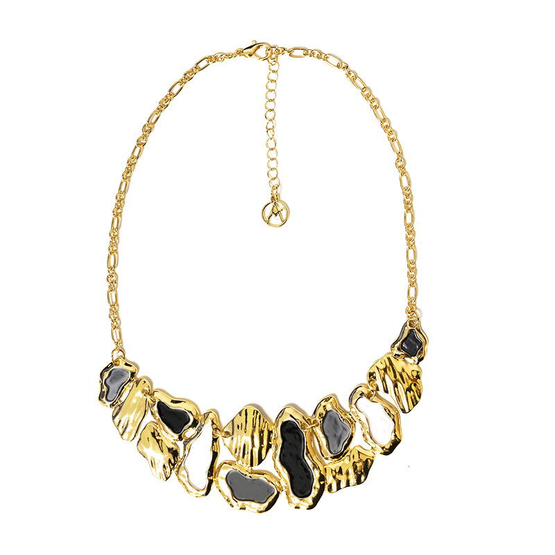 COLLANA CON ELEMENTI ORGANICI SMALTATI - SW25116C448