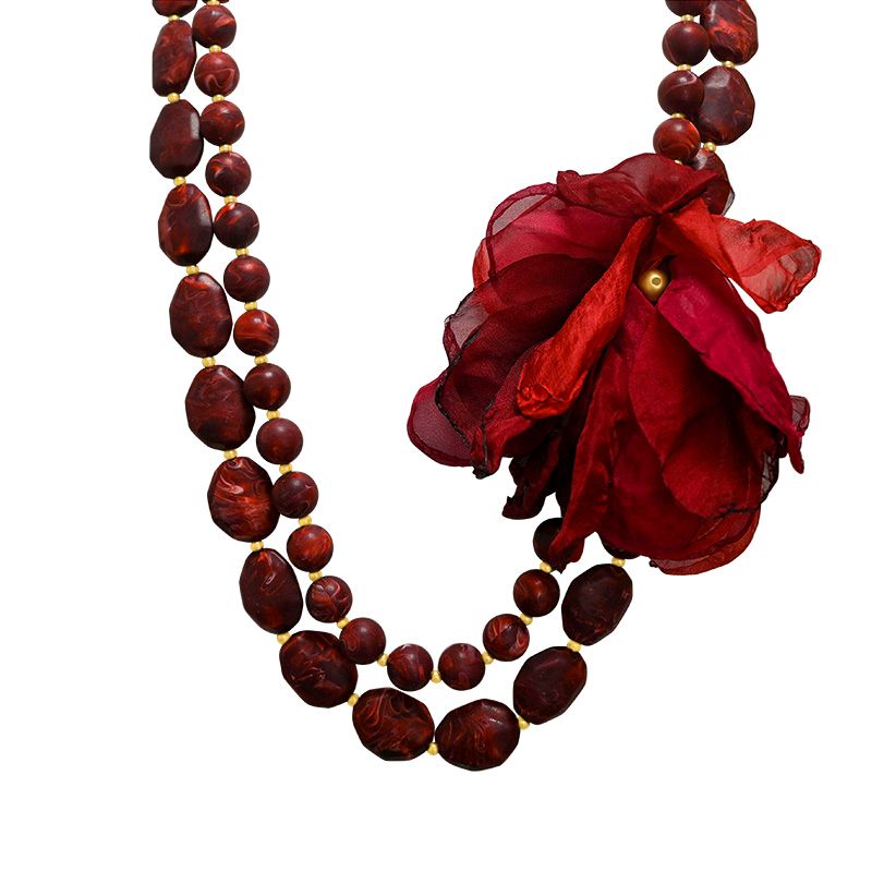 COLLANA LUNGA DI PERLINE A DOPPIO FILO CON FIORE IN TESSUTO - YNK19721160D40 COLLANA LUNGA DI PERLINE A DOPPIO FILO CON FIORE IN TESSUTO - YNK19721160D40