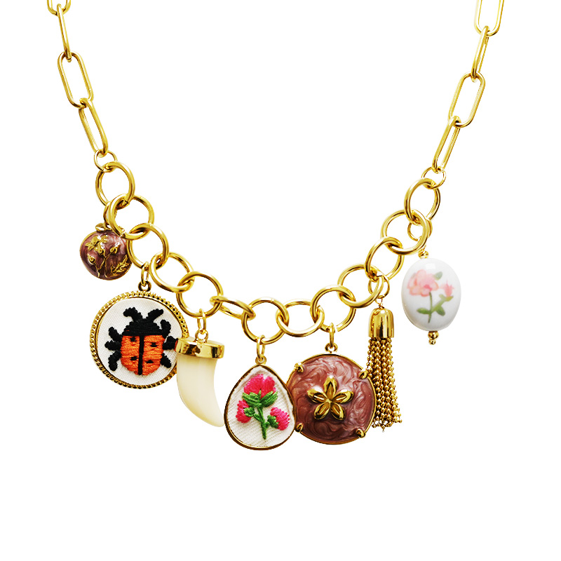 COLLANA A CATENA CON CHARMS - YNK25180C377