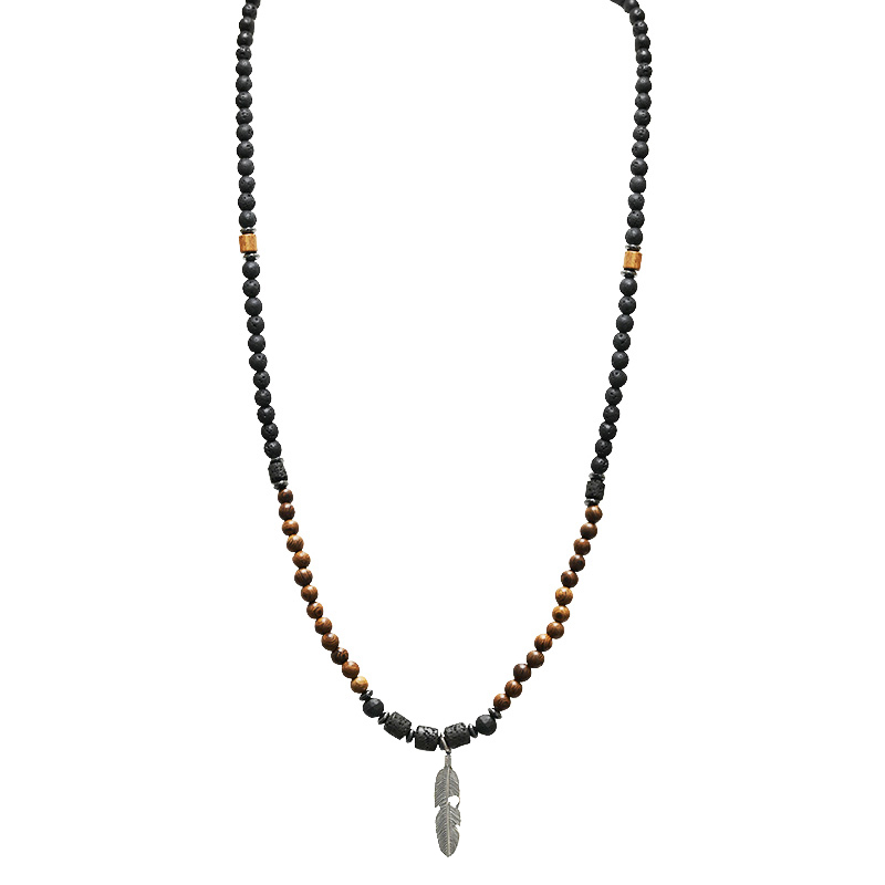 COLLANA LUNGA DA UOMO CON PERLINE IN PIETRA E PENDENTE PIUMA - DS2444B942