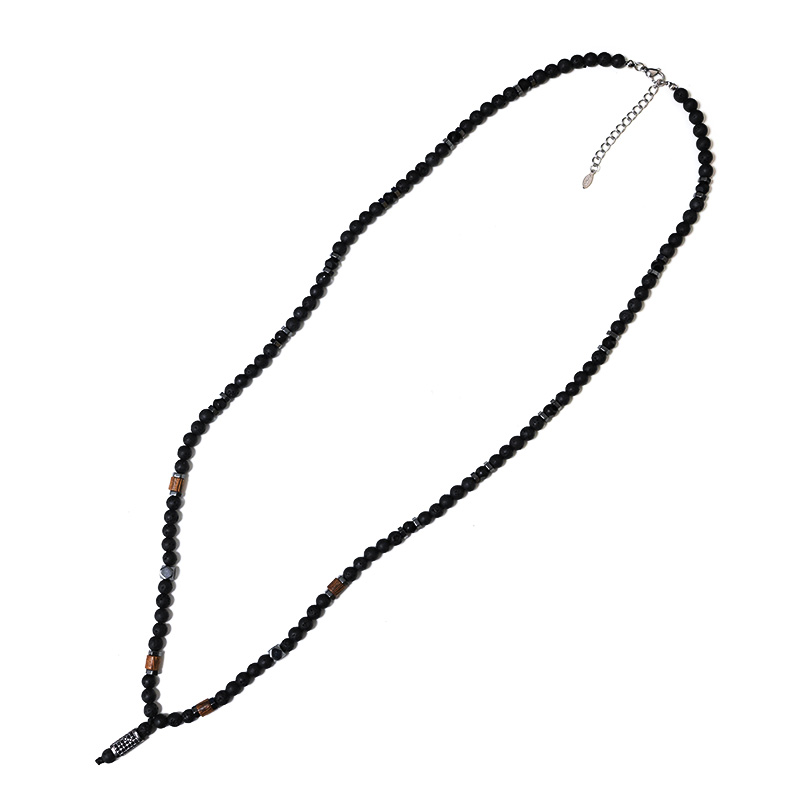 COLLANA LUNGA DA UOMO CON PERLINE IN PIETRA E PENDENTE RETTANGOLO - DS2444B944