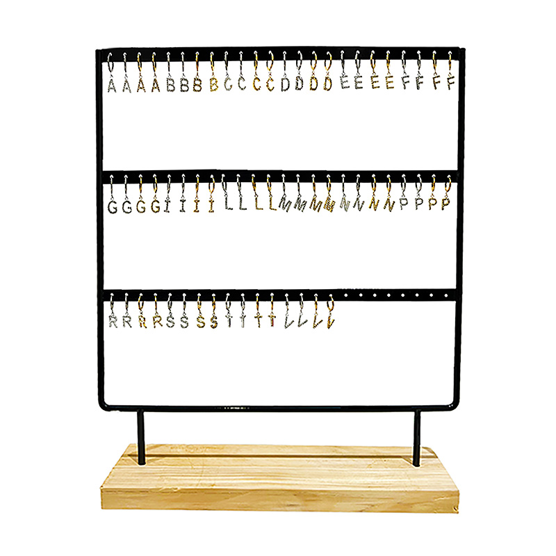 SET DI 32 PAIA ORECCHINI INIZIALI CON ESPOSITORE - 20231029