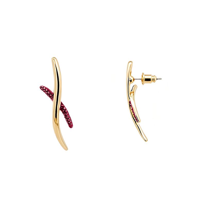ORECCHINI CON LINEE INCROCIATE SMALTATE - SW2528C543