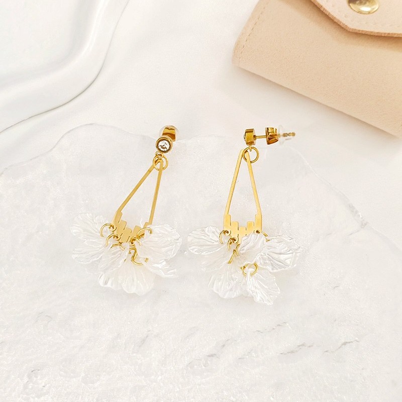 ORECCHINI PENDENTI CON PETALI BIANCHI - YY2564C135 ORECCHINI PENDENTI CON PETALI BIANCHI - YY2564C135