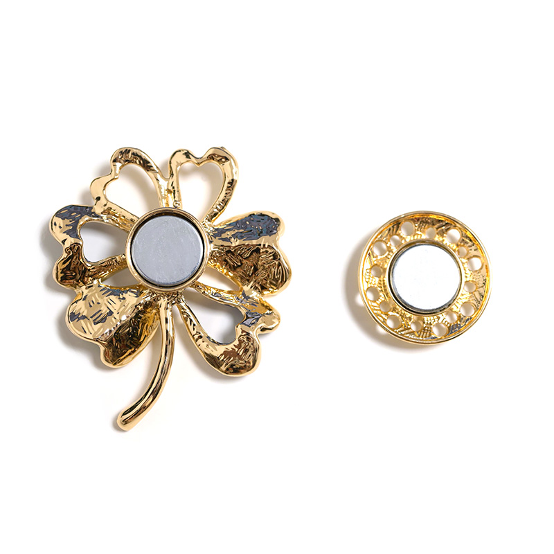 SPILLA MAGNETICA SMALTATA QUADRIFOGLIO - SW2552C500