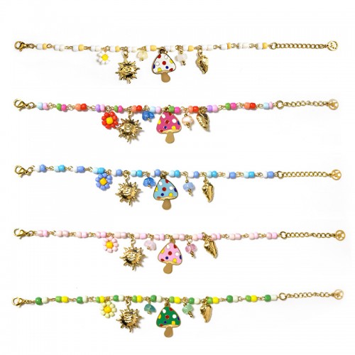 BRACCIALE CON PERLINE COLORATE E CHARMS - YNK25944C519