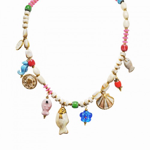 COLLANA CON PERLINE IN PLASTICA E CHARMS MARINI - YNK25160C368